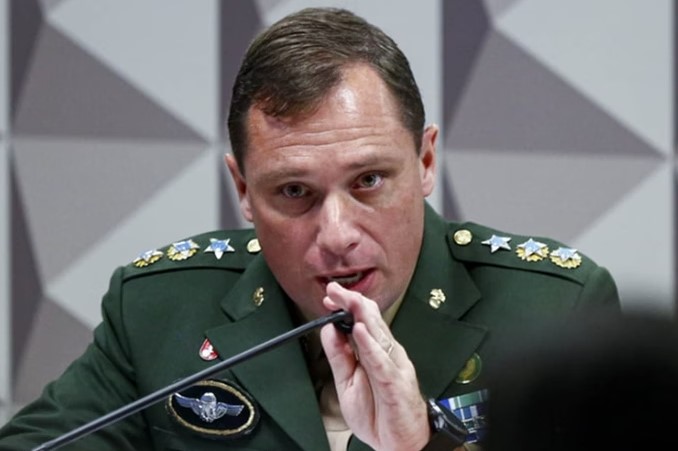 Defesa de Mauro Cid pede ao STF investigação sobre vazamento de delação